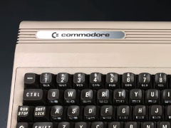 Commodore History - Silver label C64