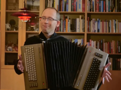 Linus Akesson - The Commodordion